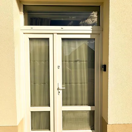 Vibe S32 Apartman,Ac,Free Parking Szekesfehervar Exterior photo